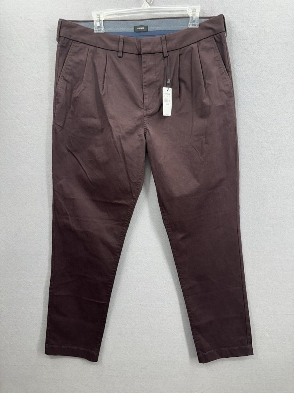 Express Mens 34x32 NWT Burgundy Double Pleated Trousers Athletic Slim Dress Pant